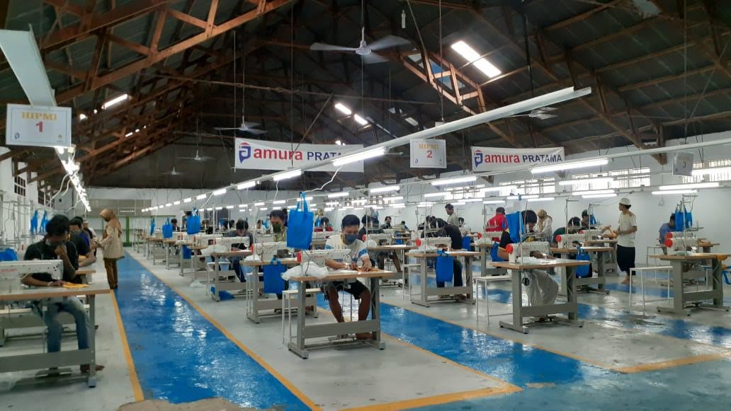 sebanyak-125-warga-binaan-lembaga-pemasyarakatan-lapas-kelas-i-makassar-dilatih-untuk-menjahit.jpg