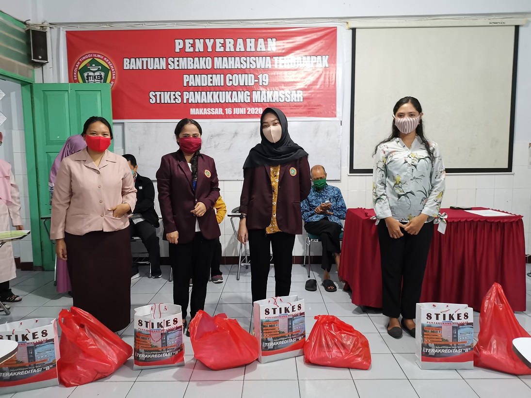 sekolah-tinggi-ilmu-kesehatan-stikes-pannakukang-memberikan-se.jpg