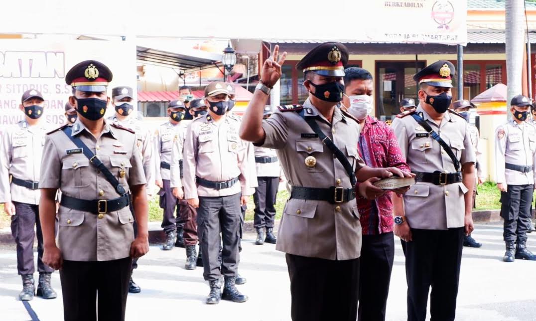 sertijab-dua-pejabat-utama-polres-tana-toraja-sabtu-1262021.jpg