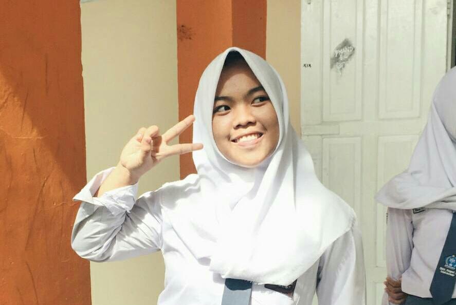 siswi-sman-2-makassar-tasya-syafirah-trimulya_20170601_134056.jpg