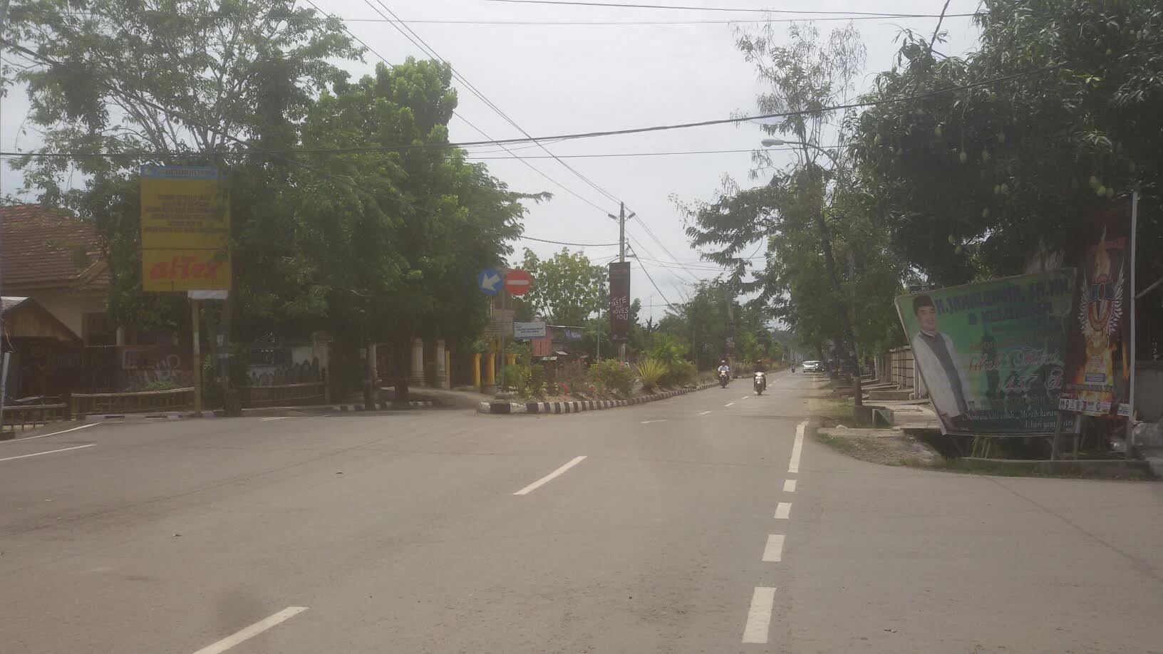 Begini Suasana Arus Lalu Lintas Jl Jenderal Sudirman Sinjai Siang Ini