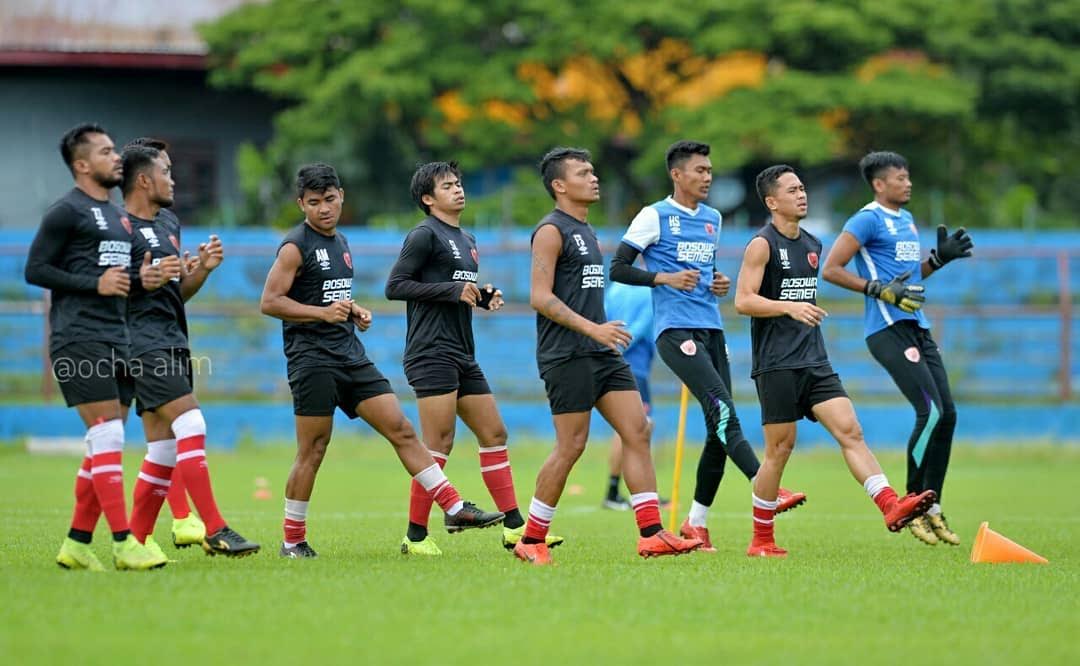 skuat-psm-makassar-latihan-terakhir-kamis-2542019-pagi-di-stadion-mattoanging.jpg