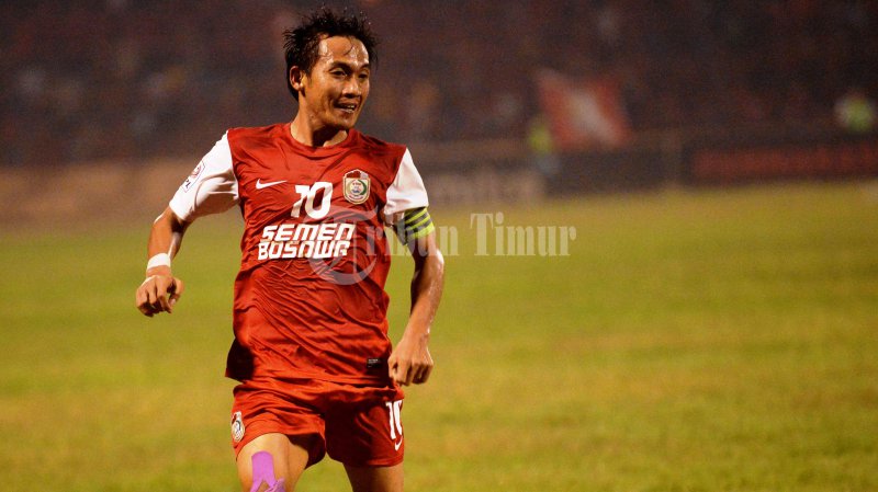striker-psm-musim-20022004-dan-20102014-andi-oddang.jpg