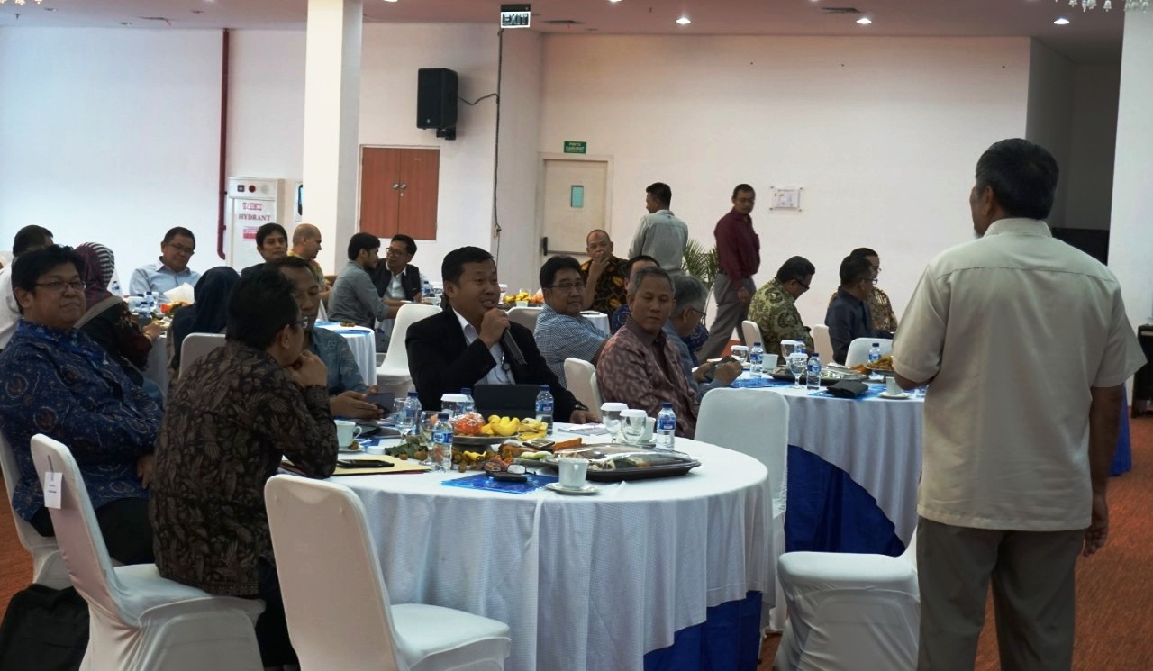 FGD HBH Ikatek Unhas - Pemprov Sulsel Akan Bentuk Tim Pembentukan Kawasan Industri Galangan Kapal - suasana-focus-group-discussion-fgd.jpg