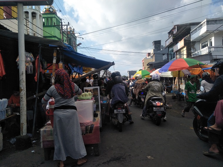suasana-pasar-terong-jl-pasar-terong-kecamatan-bontoala-kota-makassar-rabu-29420-sore.jpg