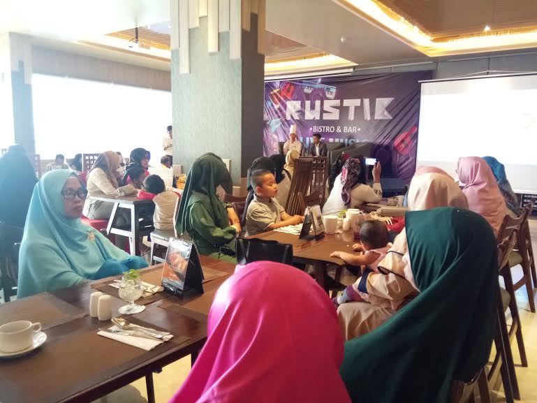 suasana-peluncuran-promo-tahun-baru-2020-di-rustik-bistro-bar-harper.jpg