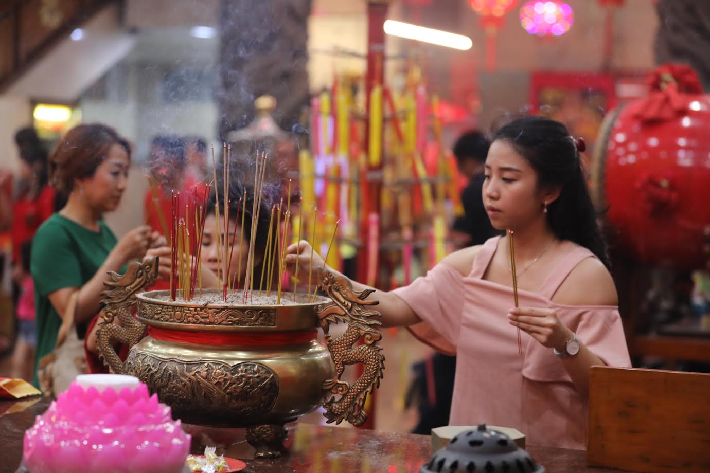 Pangdam-Kapolda Sulsel Pantau Perayaan Imlek di Kawasan Pecinan Makassar - suasana-perayaan-imlek-di-kawasan-pecinan-makassar5.jpg