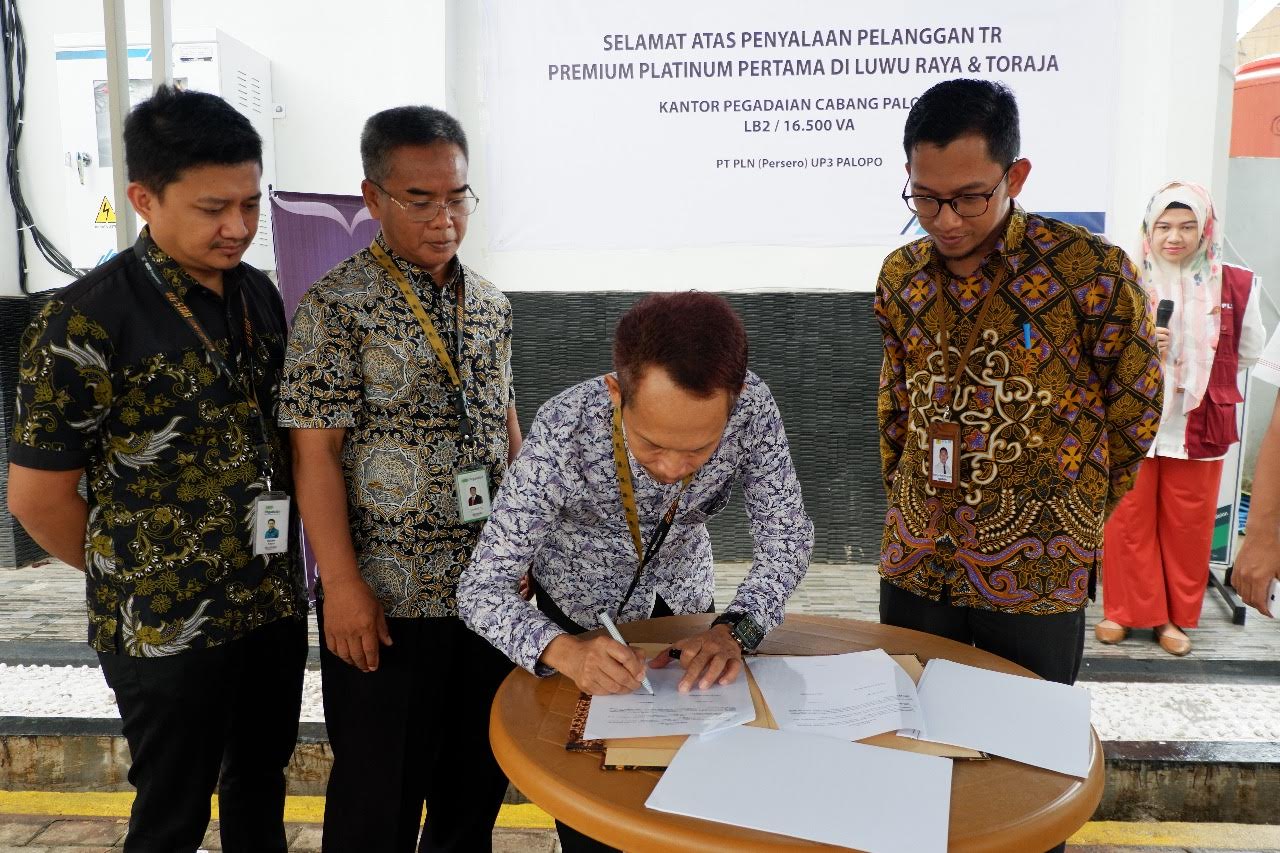 Resmikan Layanan Platinum Tegangan Rendah, PLN Jamin Pegadaian Palopo Tak Padam