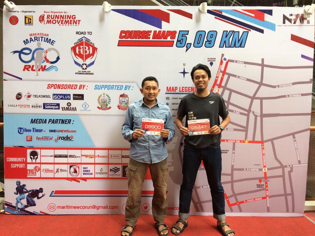 Peserta Makassar Maritime Eco Run 2019, Segera Ambil Race Pack di Nipah Mal! Masih Bisa Daftar? - suasana-peserta-lari-yang-mengambil-perlengkapan-lomba-atau-race-pack-1.jpg