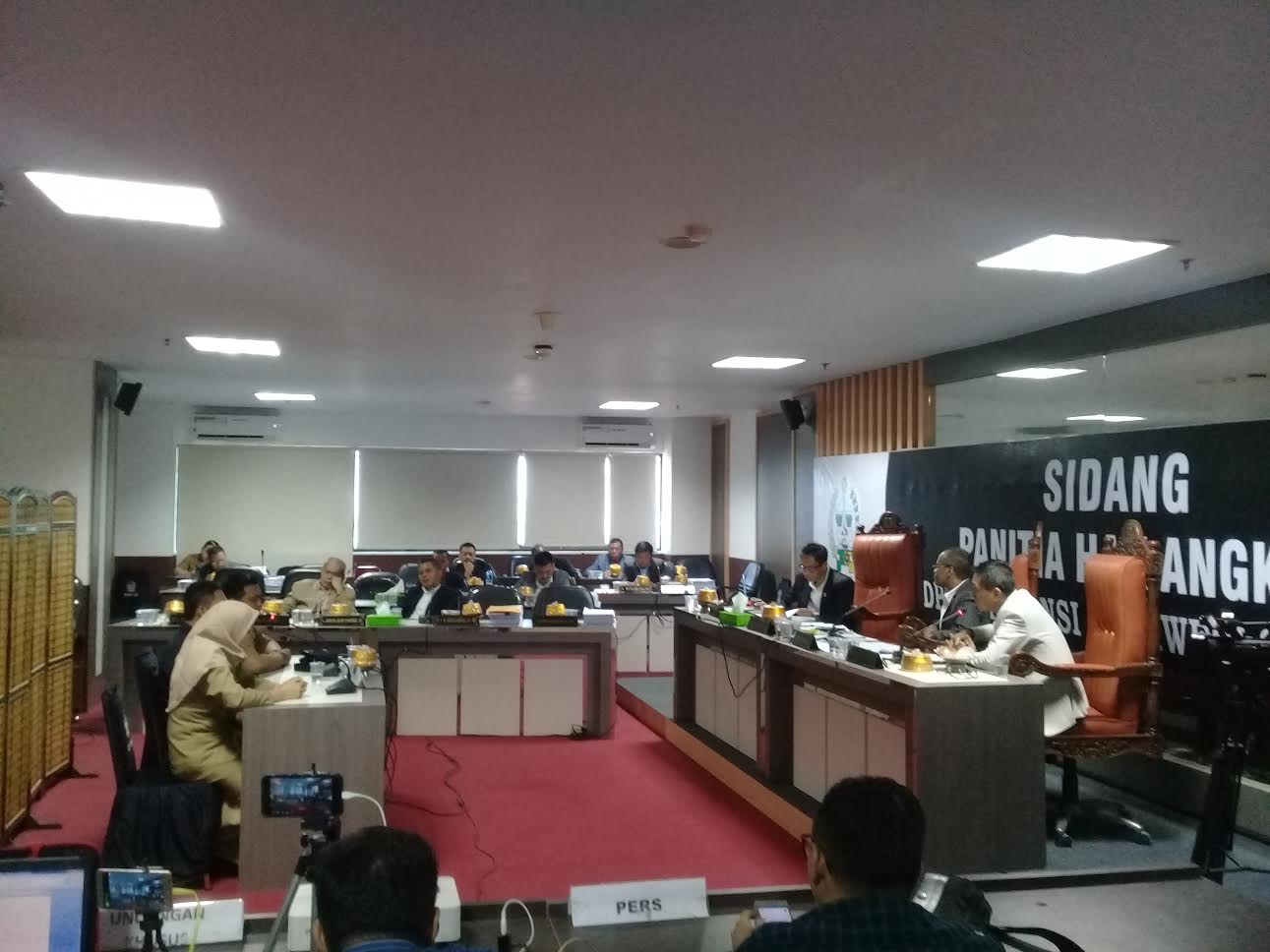 suasana-sidang-hak-angket-dprd-sulsel-kemarin.jpg
