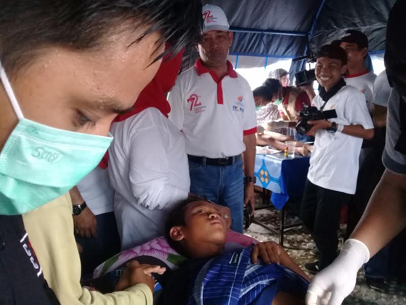 Ada Sunatan Massal di Anjungan Manakarra Mamuju Sulbar