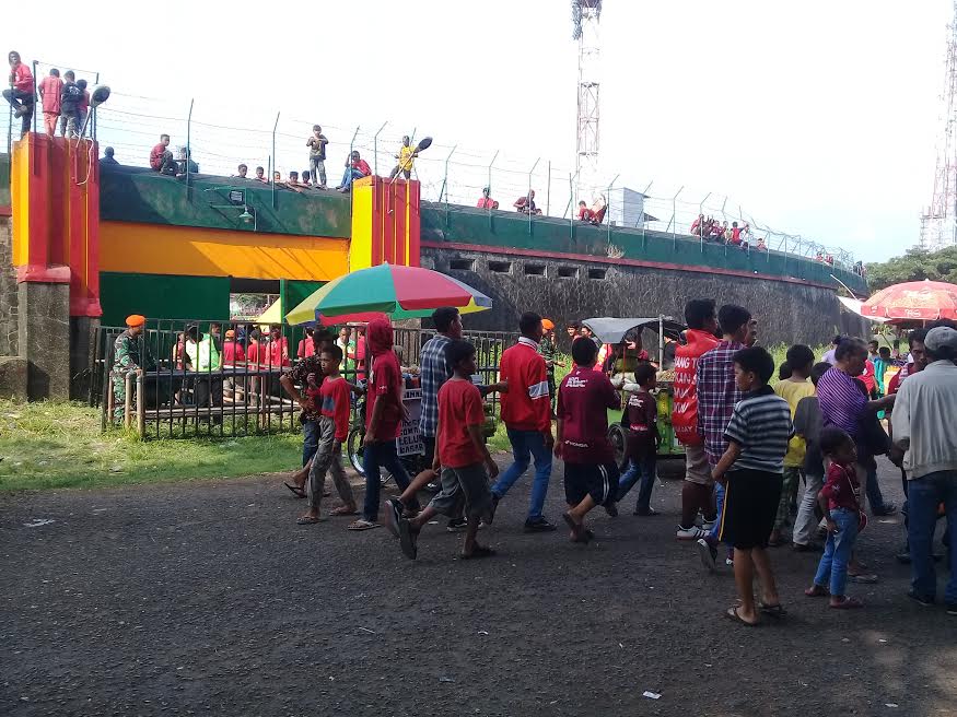 Jelang Kick Off PSM vs Persija, Suporter PSM Makassar Mulai Padati Stadion Mattoanging