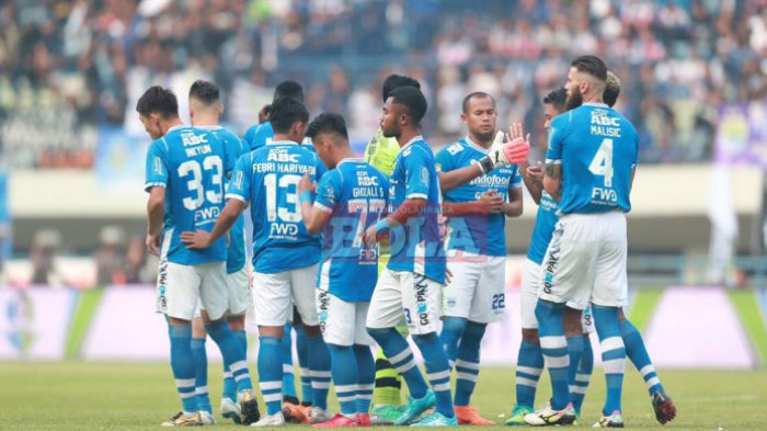 susunan-pemain-persib-bandung-vs-tira-persikabo-momen-comeback-dua-pemain-andalan-maung-bandung.jpg