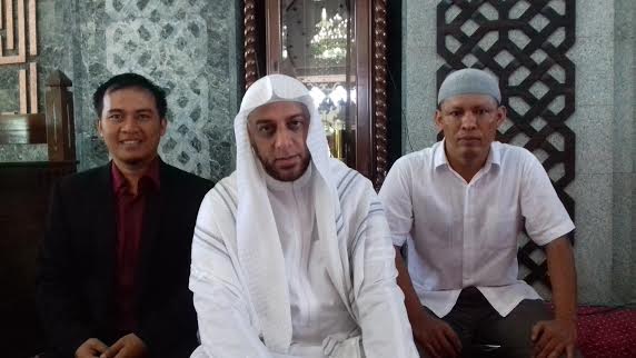 Ada Syekh Ali Jaber di Masjid Al Markaz
