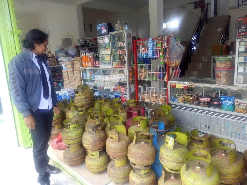tabung-gas-elpiji-3-kg-yang-dijual-di-salah-satu-penjual-di-kabupaten-enrekang.jpg