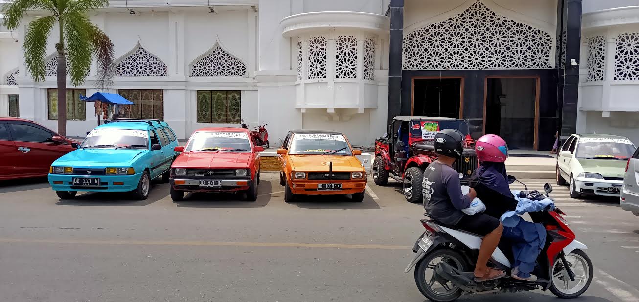 tak-cuma-komunitas-motor-tapi-komunitas-mobil-juga-siap-menjemput.jpg