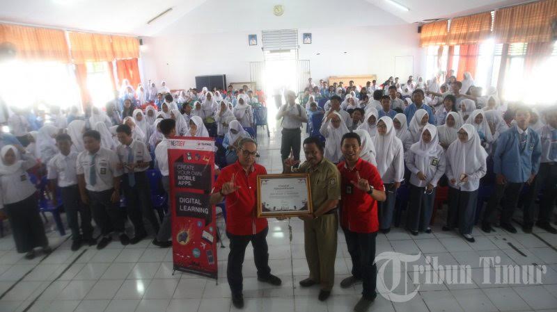 telkomsel-the-nextdev_20160830_004537.jpg<pf>jl-sunu-makassar-senin_20160830_004833.jpg<pf>the-nextdev-junior_20160830_004749.jpg<pf>bambang-muliadi_20160829_221640.jpg