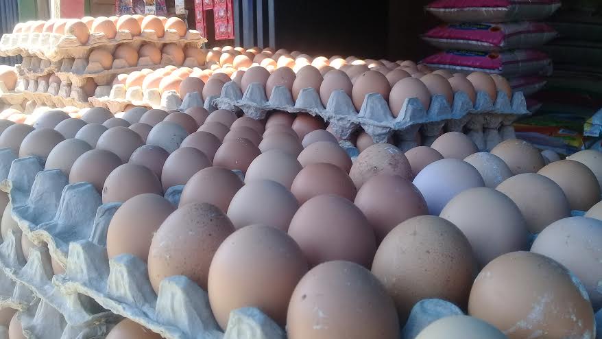 Pasca Lebaran, Harga Telur dan Cabai Naik di Soppeng, Lainnya Turun