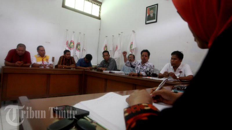 tergabung-dalam-persatuan-guru_20160910_221249.jpg<pf>tergabung-dalam-persatuan-guru_20160910_221436.jpg<pf>tergabung-dalam-persatuan-guru_20160910_221402.jpg<pf>indonesia-pgri-sulawesi-selatan_20160910_221644.jpg