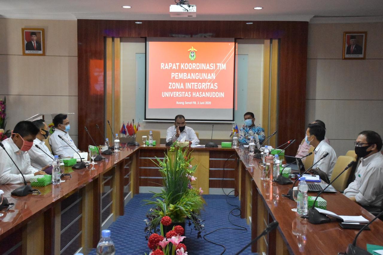 tim-persiapan-menggelar-rapat-koordinasi-yang-dipimpin-sekretaris-universitas-prof-nasaruddin-salam.jpg