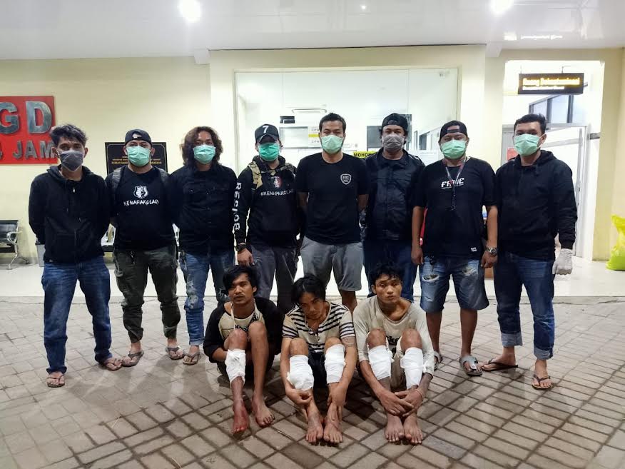 tim-resmob-panakkukang-bersama-tim-resmob-polda-sulsel-menangkap-tiga-pelaku.jpg