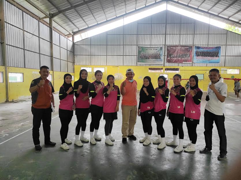 tim-sepak-takraw-putri-sulsel-usai-latihan-senin-2092021.jpg