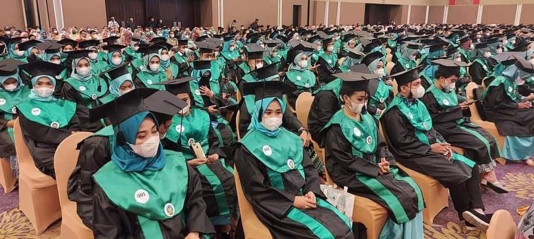 unimerz-makassar-baru-saja-melakukan-prosesi-yudisium-dan-wisuda-angkatan-xi.jpg