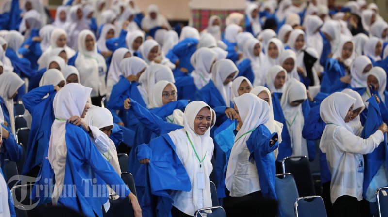 Unismuh Makassar Resmi Mengukuhkan 3,767 Mahasiswa Baru 2023 - unismuh-pengukuhan-maba7.jpg