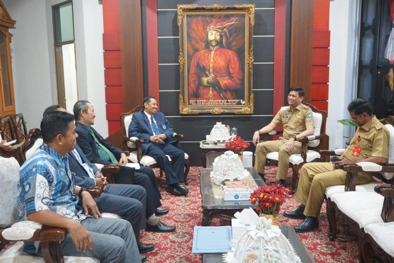 Rektor Unismuh Undang Bupati Gowa Resmikan Pabrik Jagung