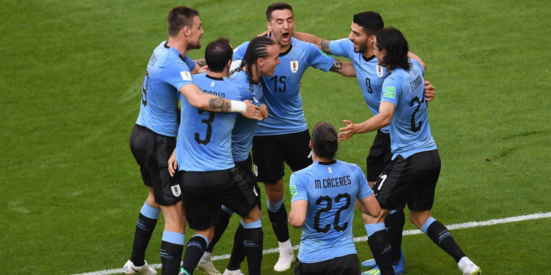 Hasil dan Cuplikan Gol Rusia vs Uruguay: Menang 3-0, Uruguay Juara Grup A