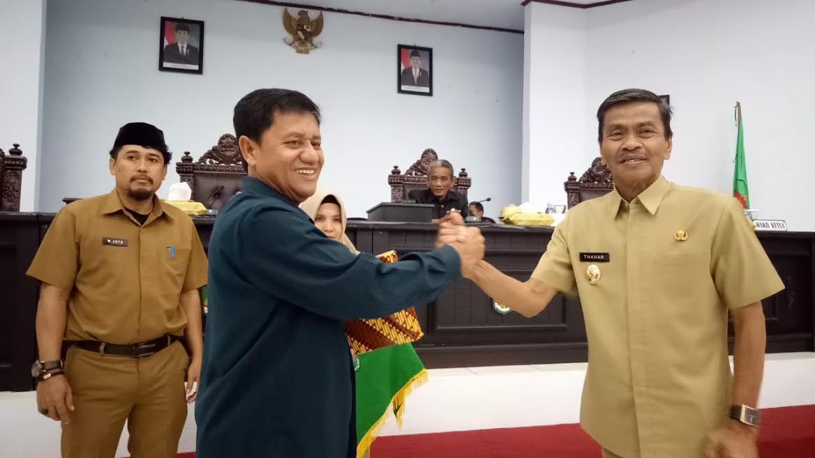 wakil-bupati-luwu-utara-muhammad-thahar-rum-dan-ketua-dprd-luwu-utara.jpg