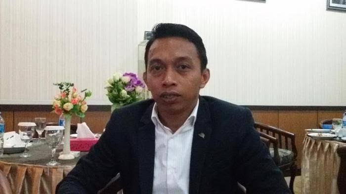 wakil-ketua-dprd-sulsel-syaharuddin-alrif-742020.jpg