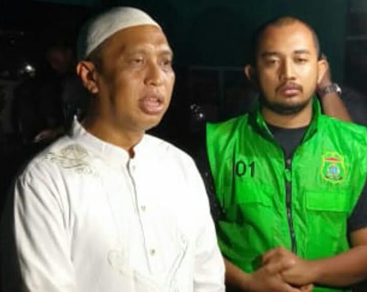 Pulang dari Palu, 40 Relawan FOR-PA Palopo Langsung Ditraktir Coto oleh Wawali