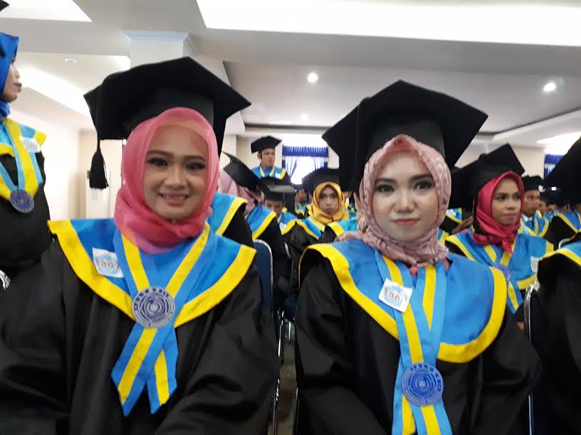 Unismuh Wisuda 1.528 Sarjana, Ini Pesan Rektor