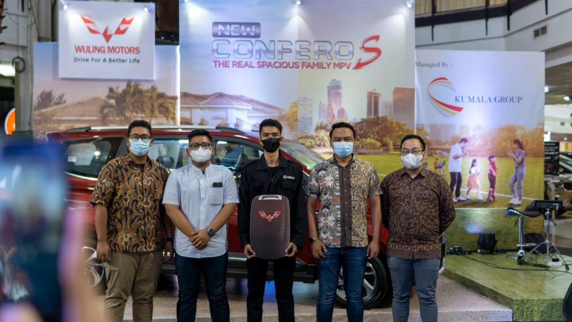 wuling-kumala-selaku-dealer-partner-wuling-motors-memperkenalkan-new-confero-s.jpg