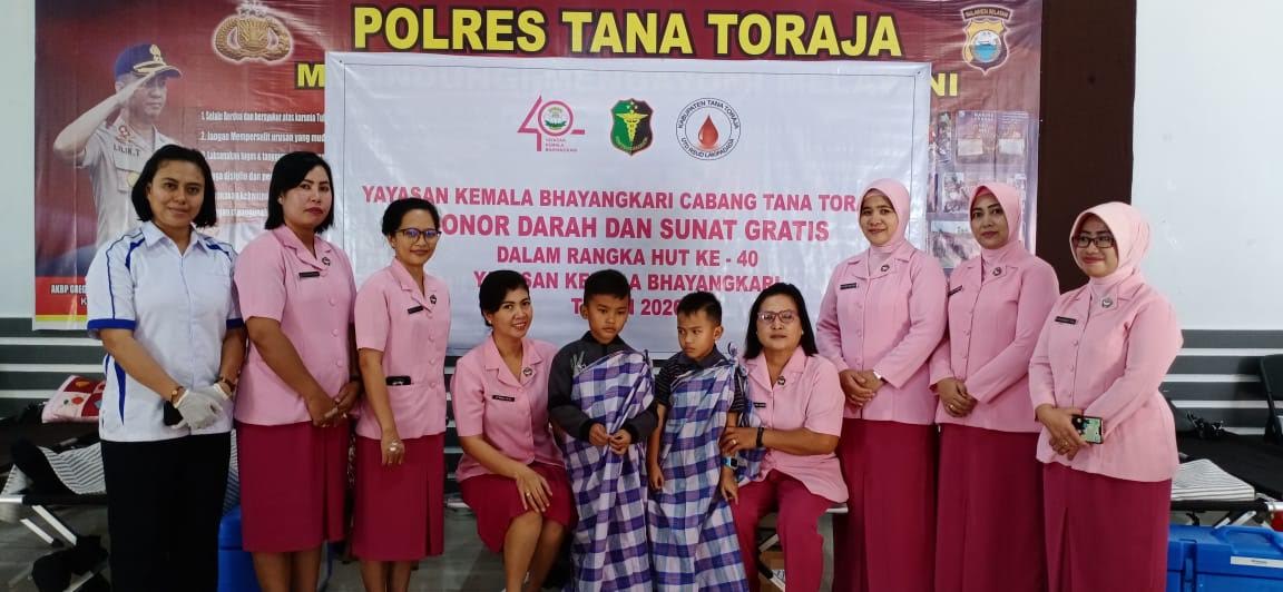 yayasan-kemala-bhayangkari-tana-toraja-gelar-sunatan-gratis-rabu-2622020.jpg