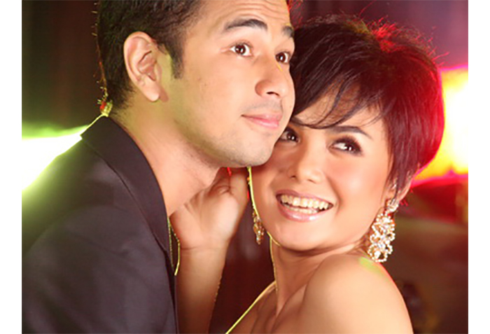 yuni-shara-dan-raffi-ahmad_20151125_214934.jpg