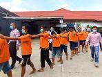 12-tersangka-kasus-judi-sabung-ayam-di-tana-toraja-selasa-17112020.jpg