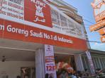 Almaz Fried Chicken dan Persaingan Resto Cepat Saji di Perbatasan Makassar-Gowa