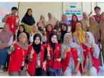 20250730-Mahasiswa-KKN-Unhas-memperkenalkan-minuman-Sarabbu.jpg