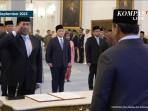 20250917-Komjen-Ahmad-Dofiri-memberi-hormat-kepada-Prabowo.jpg