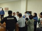 20251001-Annar-Salahuddin-Sampetoding-menyapa-kerabatnya.jpg