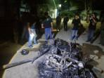 20251105-Lima-motor-terbakar-pasca-bentrok-543.jpg