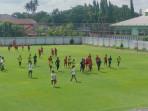 20251105-Skuad-PSM-Makassar-latihan-di-Stadion-Kalegowa.jpg