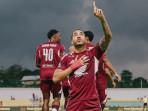 20251120-Bek-sayap-PSM-Makassar-Victor-Luiz.jpg