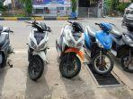 5-motor-yang-berhasil-diamankan-polres-pinrang-dari-dua-terduga-pelaku-pencurian-motor.jpg