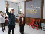 Andi-Suhada-Sappaile-kanan-bersama-Lurah-Sawrigading-Feisal-Habriyono.jpg