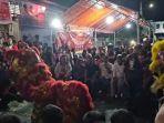 Atraksi-Barongsai-di-Bundaran-Pinisi-Bulukumba-Sabtu-2222025-malam.jpg