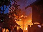 BREAKING-NEWS-Rumah-di-Benteng-Selayar-Hangus-Terbakar9.jpg