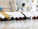 Bacaan-Doa-Masuk-Masjid-di-Hari-Jumat-Arab-Latin-dan-Terjemahan.jpg